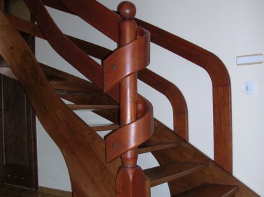 Schody policzkowe gięte-schody policzkowe gięte 11